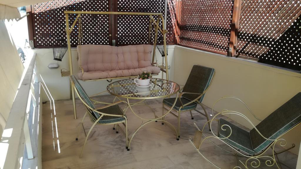 Top Floor Studio Near Metro&View Athene Buitenkant foto